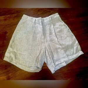 Old Navy Striped tapered dress Shorts-XS